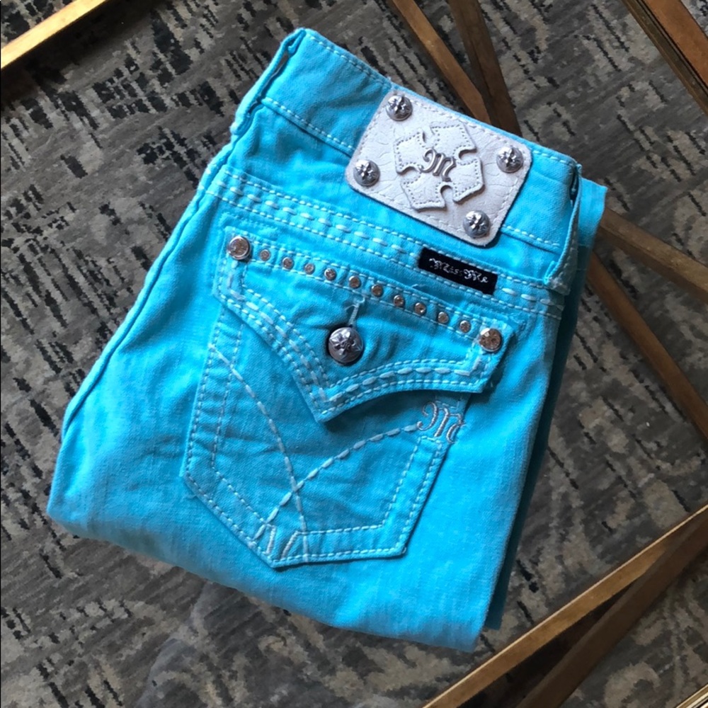 Miss Me Skinny Jeans - Worn Once! Size 27